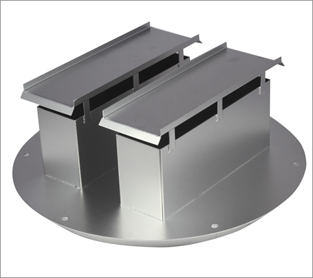 Auxiliary Column Internals complementing collector distributor systems to ensure flawless column performance